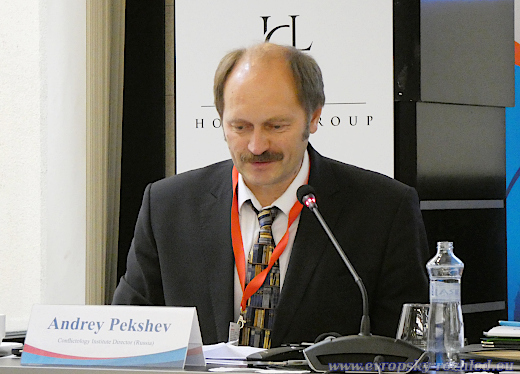 Andrey Pekshev, Institut konfliktologie